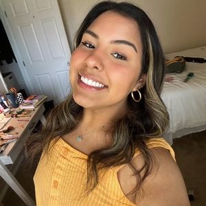 Meet your Posher, Alyssa
